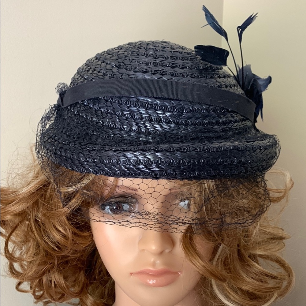Vintage Elegant Women's Navy Blue Hat with Veil & Feathers
